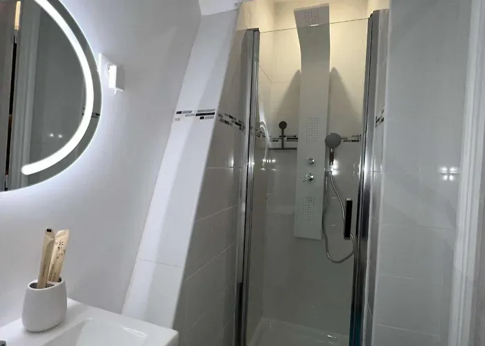 Le Cocon Versaillais, A 5 Minutes Du Chateau De Versailles Apartment Le Chesnay (Yvelines)